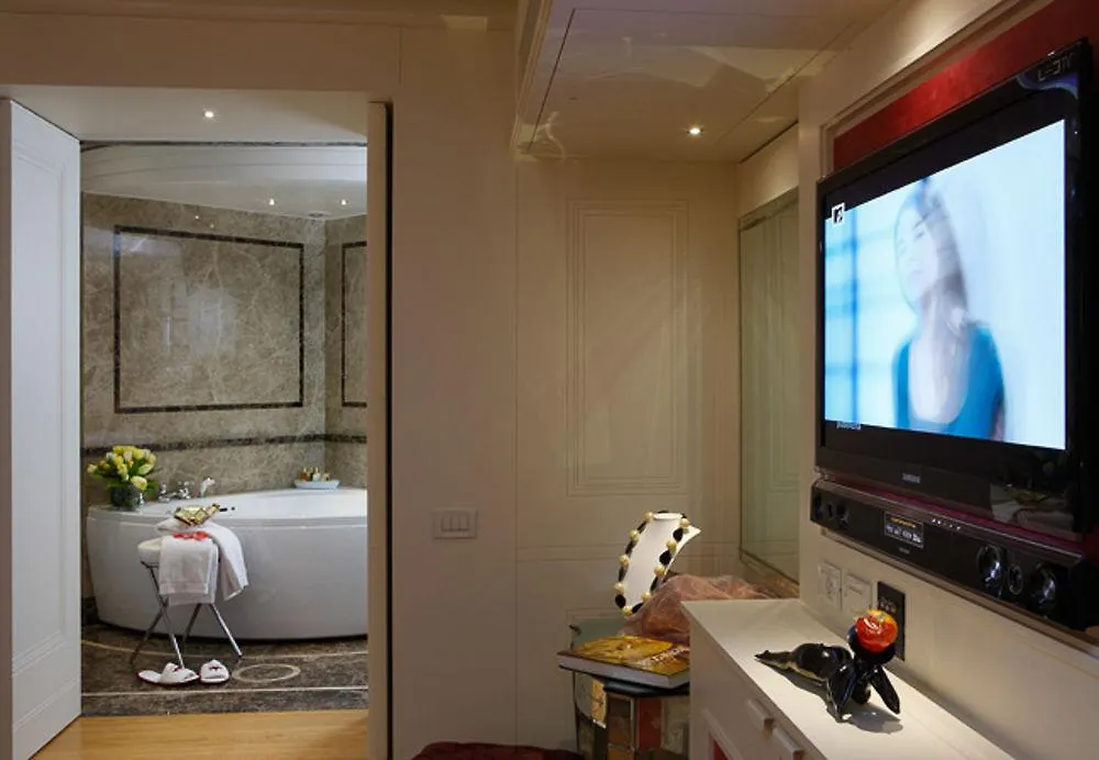 Bellevue Luxury Rooms - San Marco Luxury Veneza 3*,  Itália